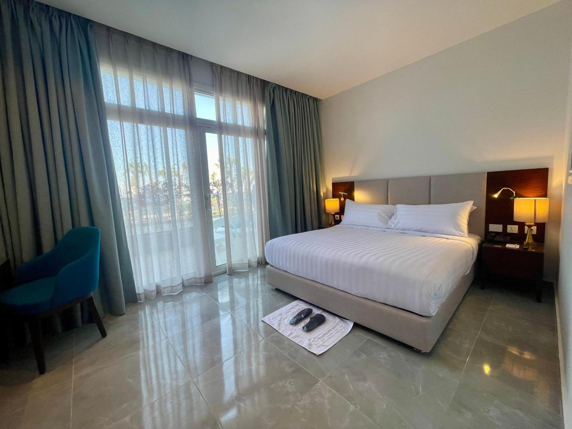 Porto Sokhna Beach Resort アインソフナ エクステリア 写真