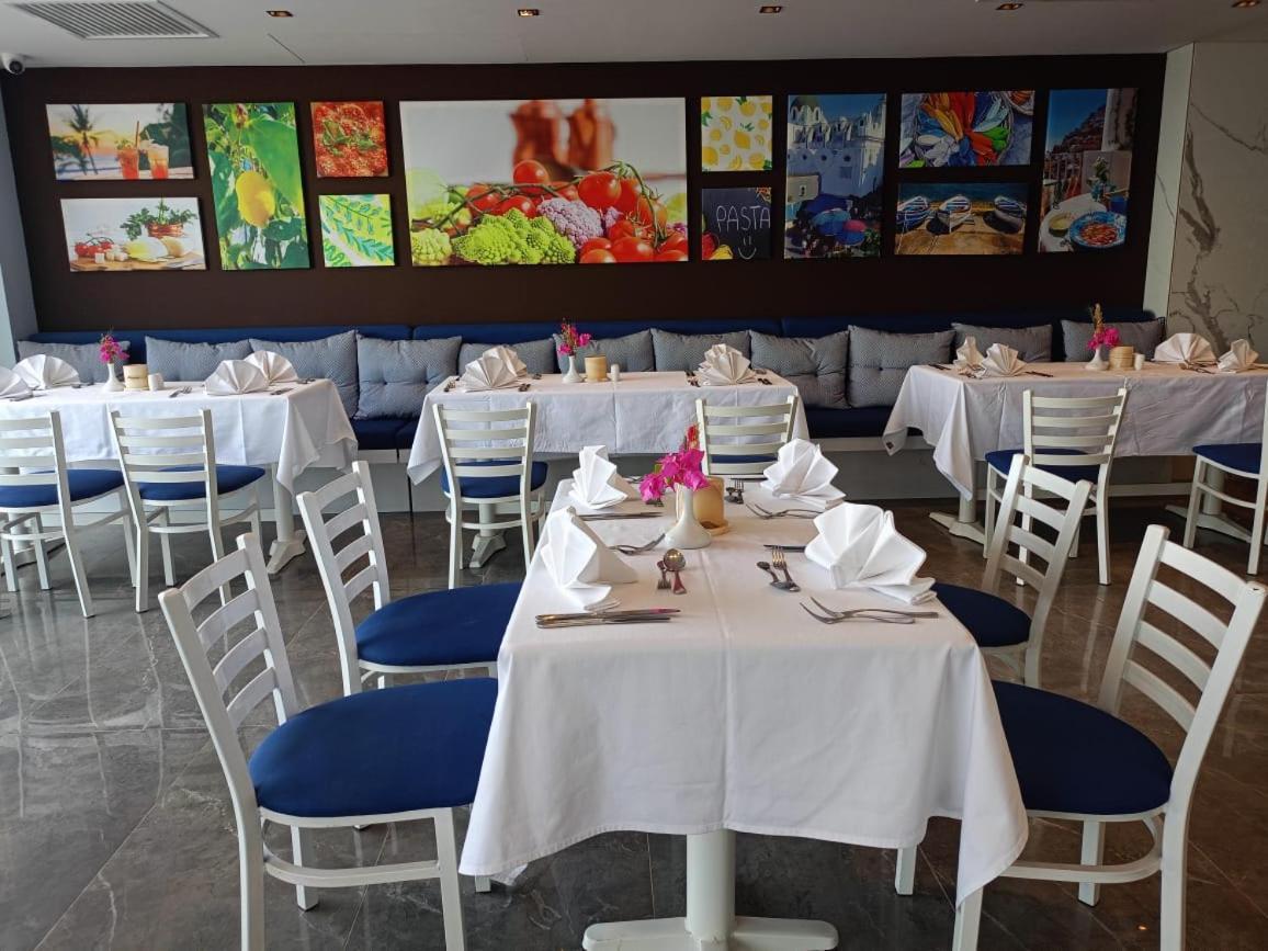 Porto Sokhna Beach Resort アインソフナ エクステリア 写真