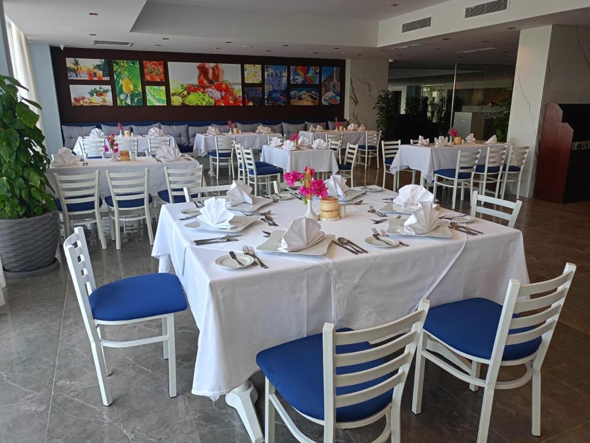 Porto Sokhna Beach Resort アインソフナ エクステリア 写真